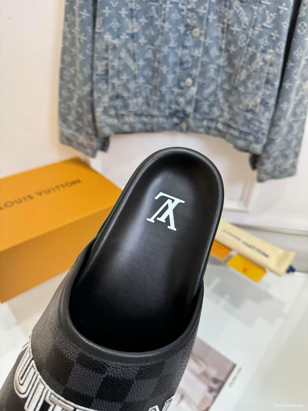 2025 Slippers Louis Vuitton Black Leather Slippers LY