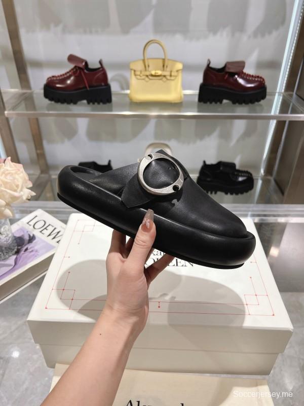 2025 Unisex Alexander McQueen Black Leather Mule Shoes Flexion Anatomical Sole KFY00300