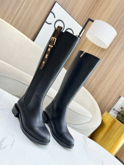 2024 Women Louis Vuitton Black Leather Boots MJ00420