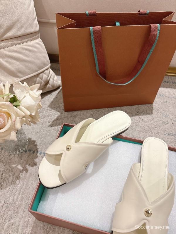 2025 Slippers LP Ivory Leather Slippers LY00270