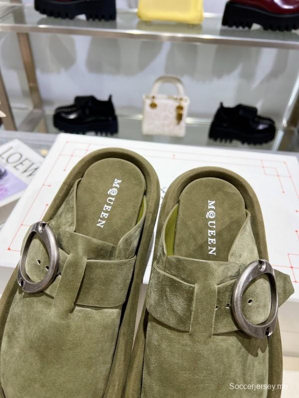 2025 Unisex ALEXANDER MCQUEEN Olive Suede Slippers