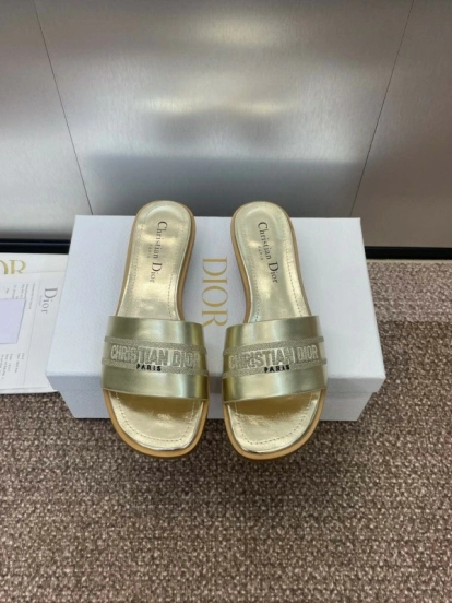 2025 Women Dior Gold Leather Slippers CHRISTIAN DIOR PARIS