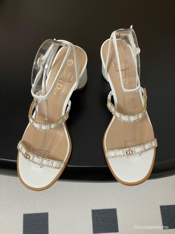 صندل ديور دي لاسيم بكعب عالٍ مزين بالكريستال وأشرطة متقاطعة - 2025SS