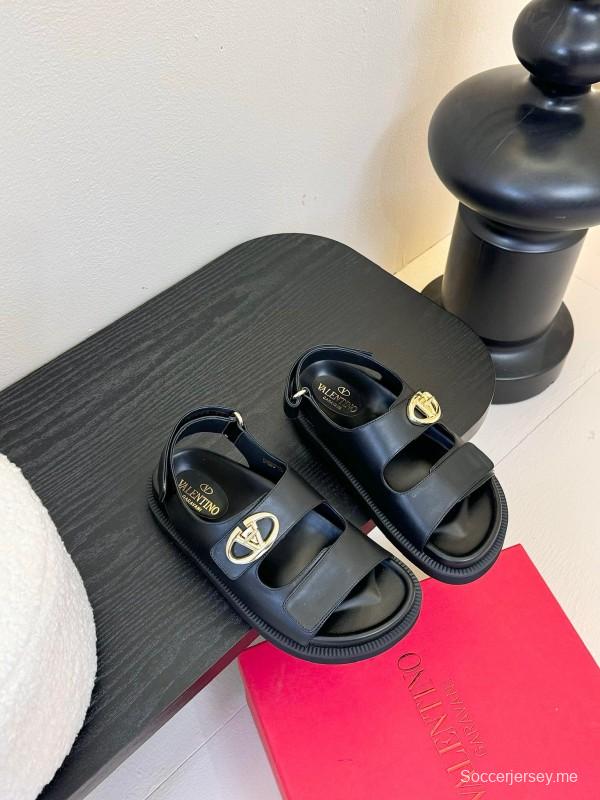 2025 Women Valentino Black Leather Sandals V Buckle KFY00320