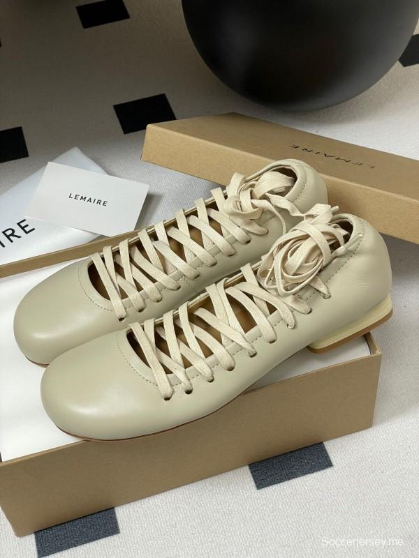 لومير 2025 مجموعة لومير 2025 مجموعة أوائل الربيع، أحذية الباليه ذات الأربطة ذات التفاصيل المسطحة والكعب العالي - KFY00310