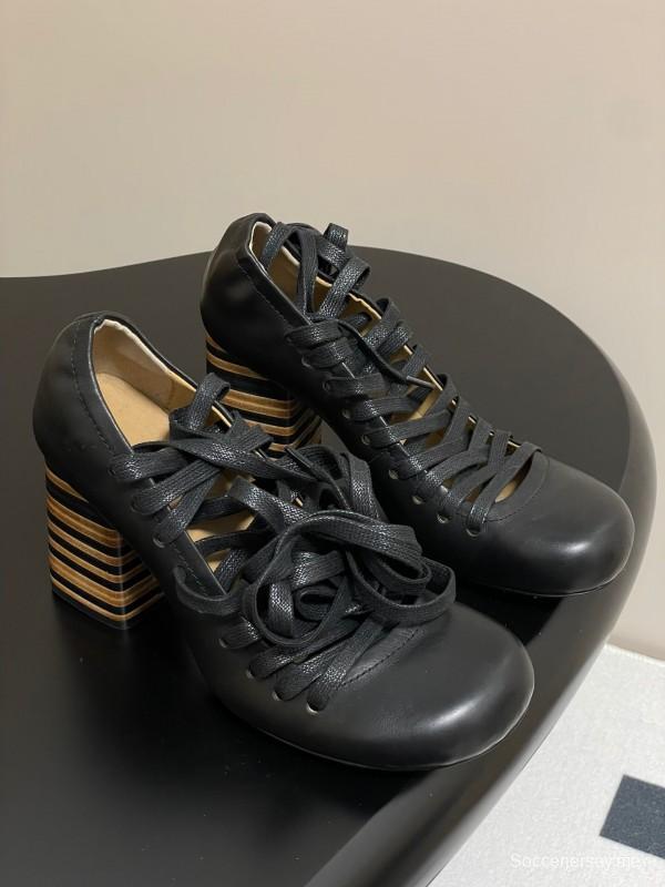 لومير 2025 مجموعة ربيع وصيف 2025 أحذية باليه مسطحة بكعب مسطح وكعب عالٍ من مجموعة لومير - KFY00310