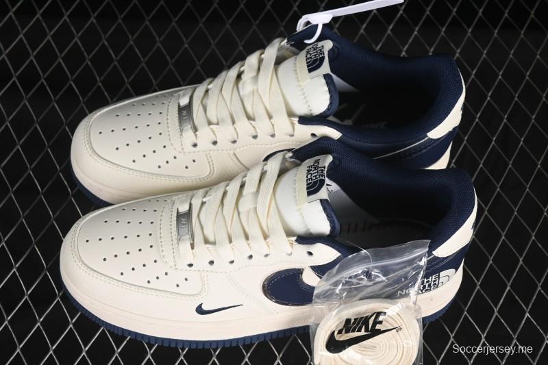 حذاء نايك اير فورس 1'07 المنخفض من نايك اير فورس 1'07 تعاون نورث فيس سنيكرز كاجوال أزرق داكن - ZH2598-318