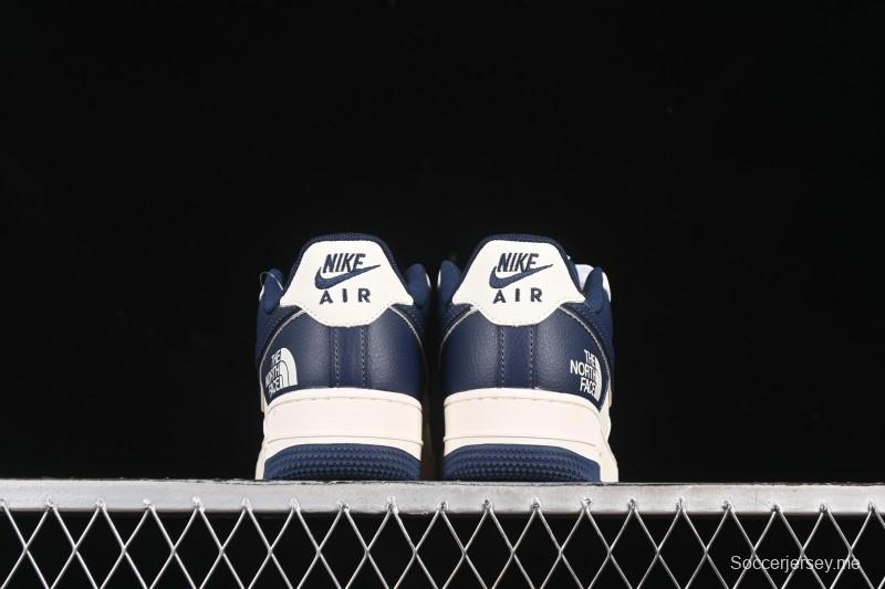 حذاء نايك اير فورس 1'07 المنخفض من نايك اير فورس 1'07 تعاون نورث فيس سنيكرز كاجوال أزرق داكن - ZH2598-318