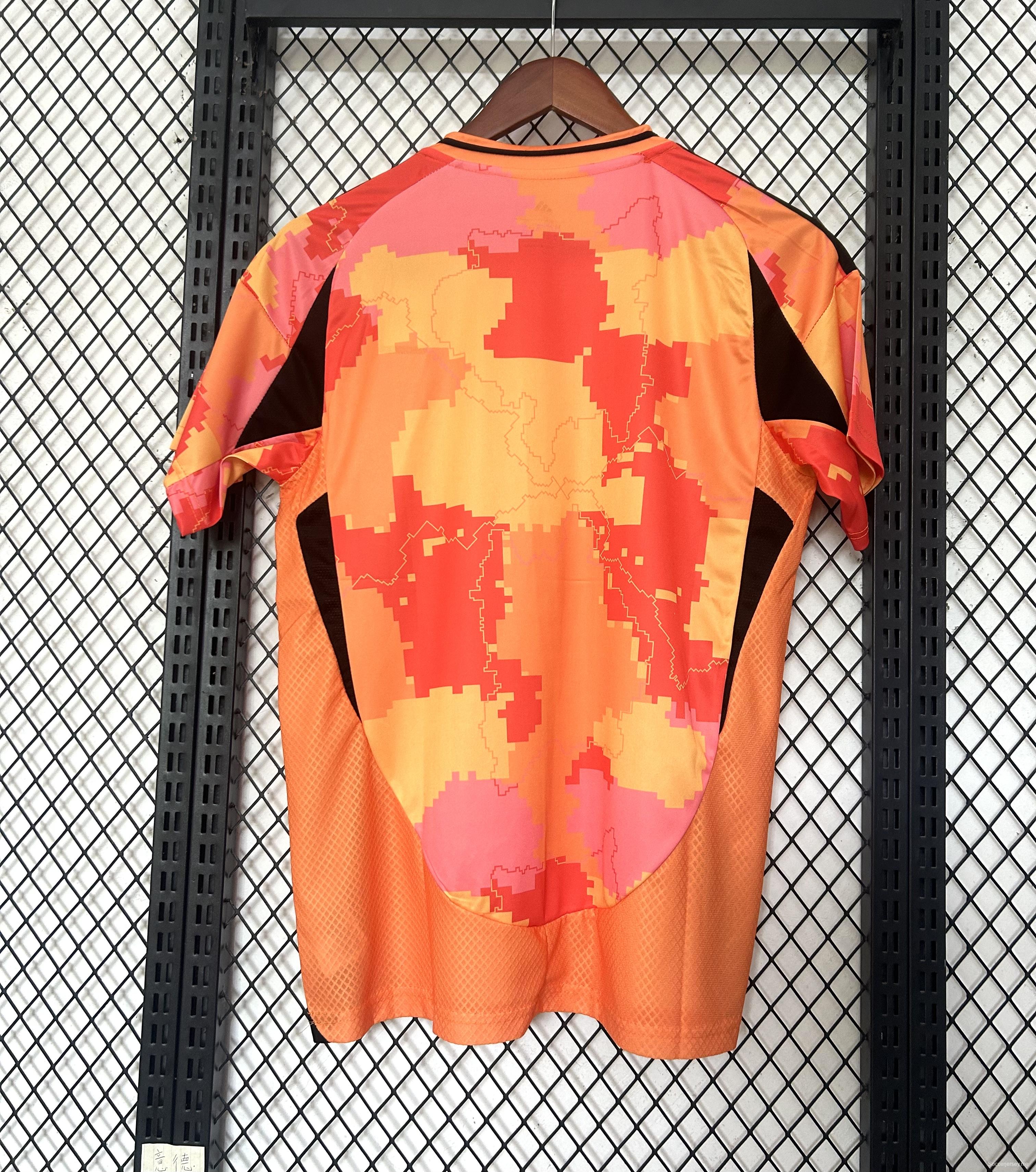 25/26 قميص باريس سان جيرمان الثالث البرتقالي