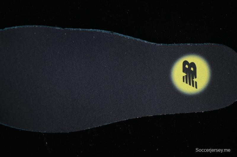 حذاء جري كاجوال ريترو ريترو من نيو بالانس مع توسيد أبزورب - U9060NRG