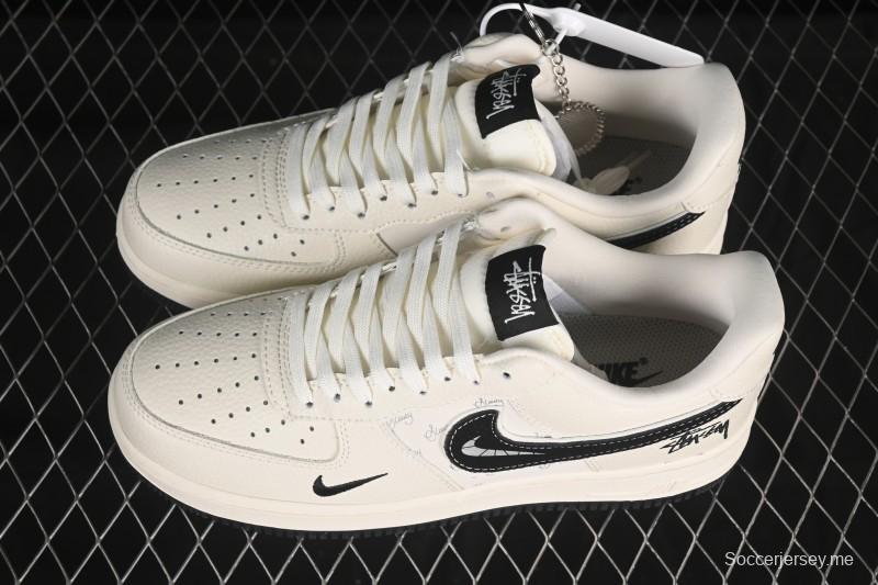 حذاء نايك اير فورس 1 '07 منخفض من نايك ستاسي كولابوريشن أبيض رمادي كاجوال - KK1988-093