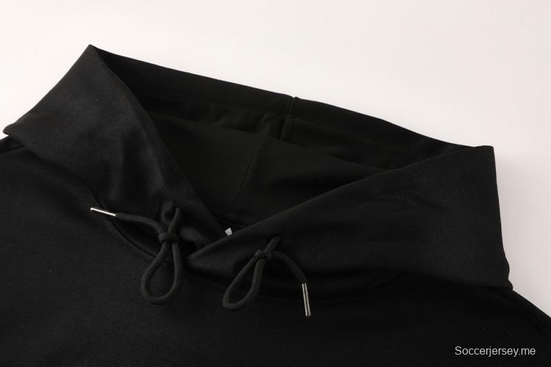 25/26 يوفنتوس جاكيت بغطاء أسود بغطاء أسود بسحاب كامل + بنطلون طويل