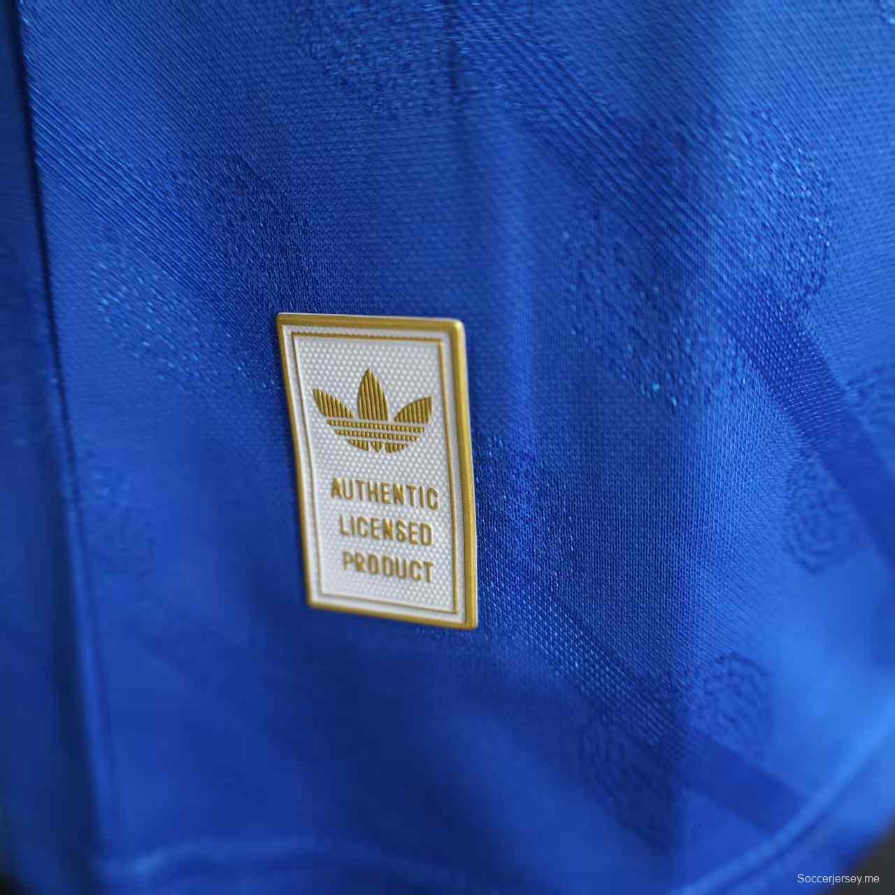 إصدار اللاعب 25/26 القميص الأزرق الثالث لريال مدريد 25/26