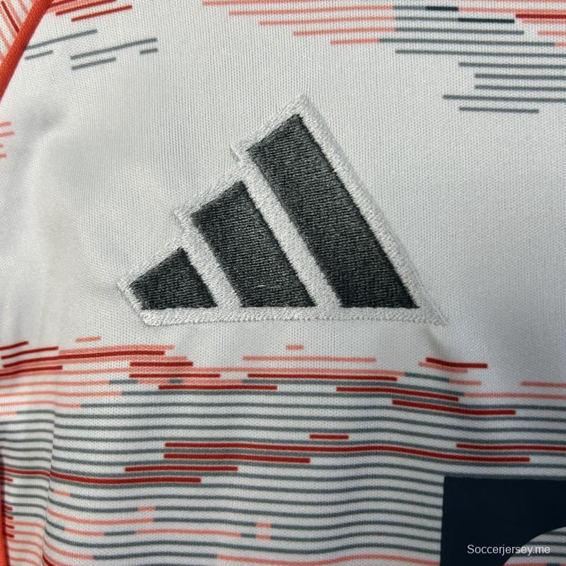 25/26 قميص أطفال بايرن ميونيخ بايرن ميونيخ خارج الديار مقاس 16-28