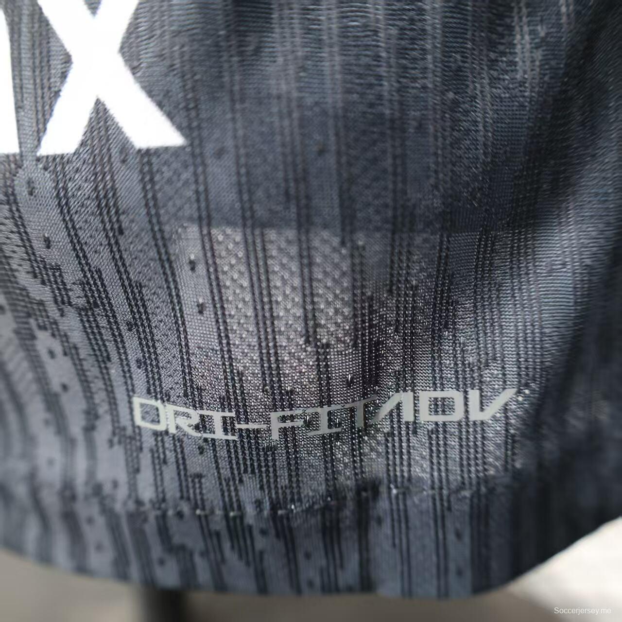 إصدار اللاعب 25/26 قميص بوماس UNAM الأسود 25/26