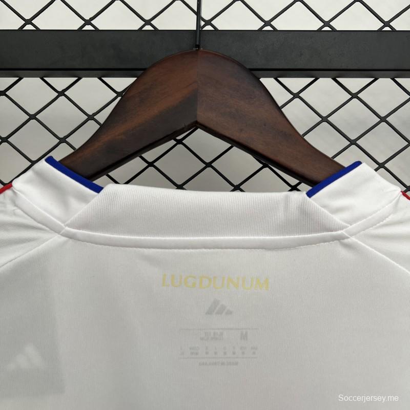 25/26 قميص أولمبيك ليون/ليون أولمبيك ليون على أرضه