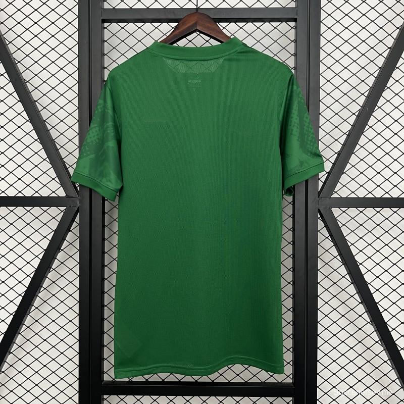 25/26 قميص سبورتنج لشبونة الأخضر قبل المباراة