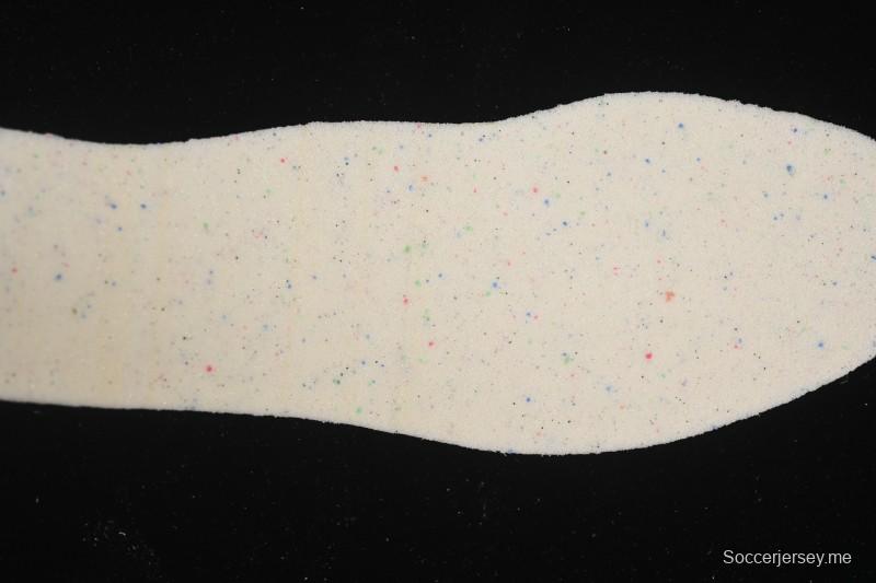 حذاء التزلج المنخفض المقاوم للانزلاق والمقاوم للاهتراء من أديداس أوريجينالز جازيل إندور ريترو - JR8851