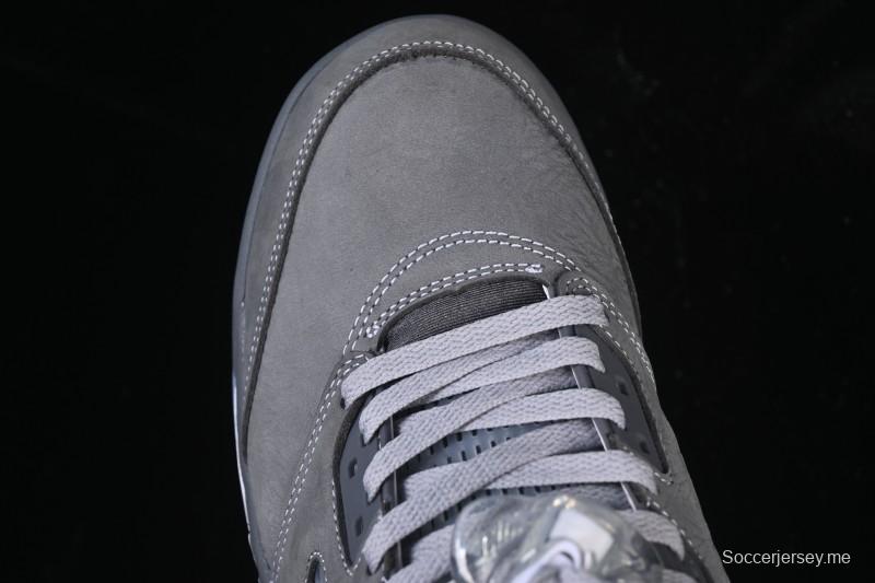 حذاء كرة السلة اير جوردان 5 ريترو من نايك بتصميم رمادي ذئب - DD0587-002