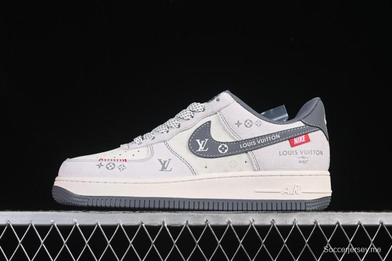 حذاء نايك اير فورس 1 '07 المنخفض من نايك اير فورس 1 '07 LV Collaboration Grey Hook Woven Label الرياضي الكاجوال - CX5050-Y25