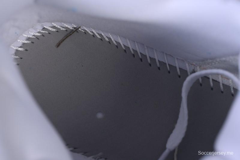 حذاء نايك اير جوردان 1 ريترو ميد ريترو من نايك اير جوردان 1 ريترو أزرق دنيم كاجوال - HQ2005-100