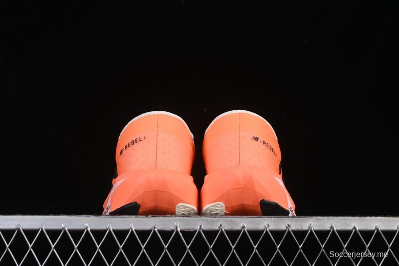 ستون آيلاند نيو بالانس سلسلة فيول سيل الجديدة أحذية رياضية خفيفة الوزن للغاية ذات رداء رياضي كاجوال منخفض - MFCXC04