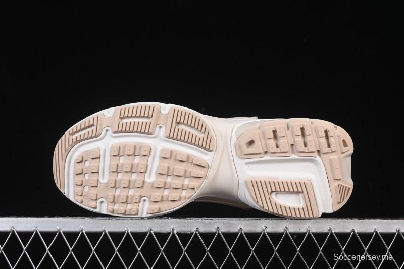 حذاء الجري في2 كيه رونتك رنتك ران من نايك حذاء جري منخفض منخفض الرقبة مبطن مضاد للانزلاق - HV3917-133