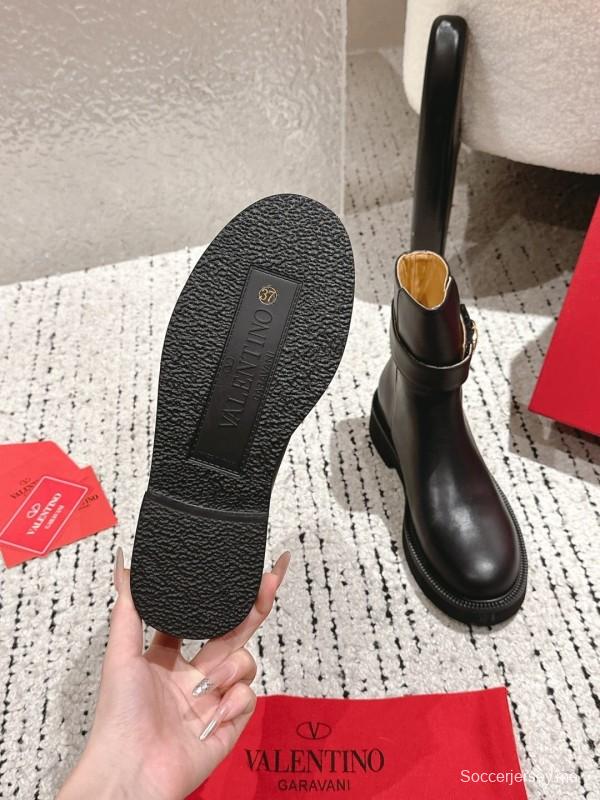 فالنتينو 2025 مجموعة فالنتينو 2025 مجموعة SS أحذية قصيرة معدنية العنصر المعدني - LY00330