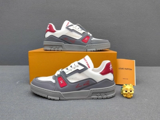 حذاء كاجوال مستوحى من كرة السلة من أديداس ترينر ريترو - AS00400