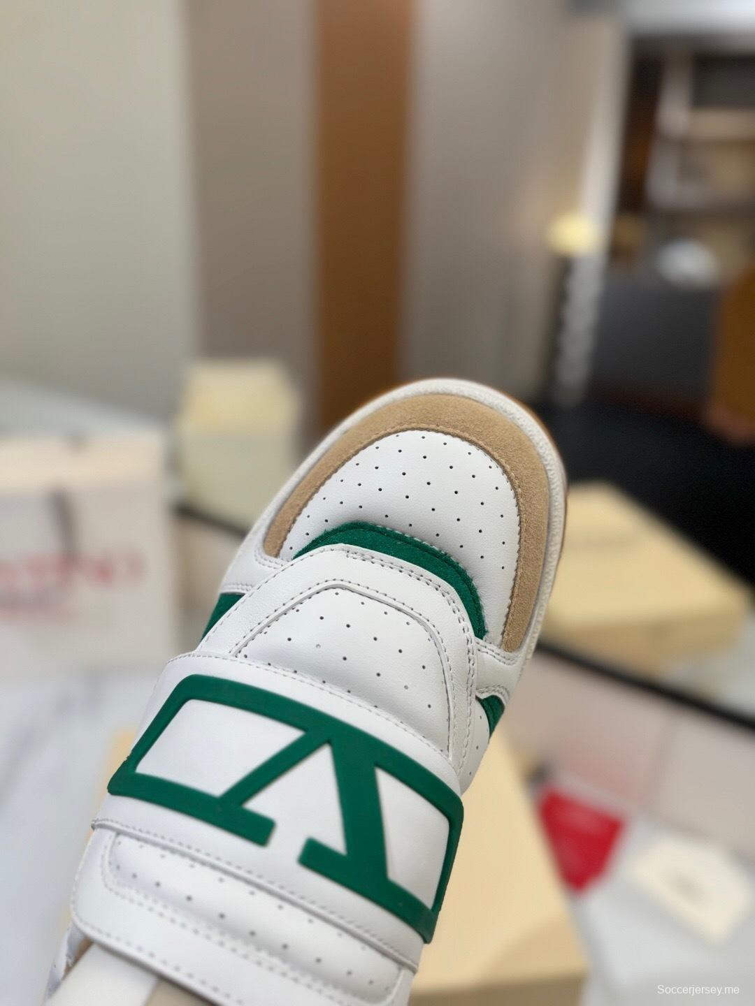 حذاء رياضي كاجوال 2025 SS من فالنتينو - V25SS001