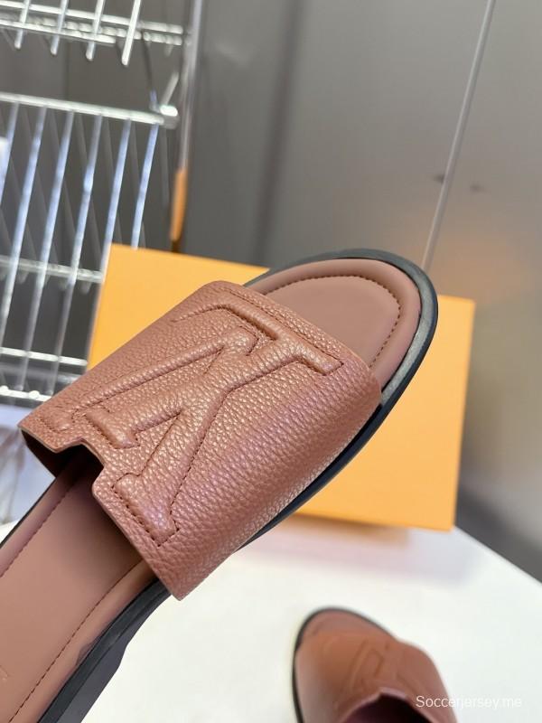 صندل سلسلة فينس من لويس فويتون بنقشة مونوغرام وحزام قابل للتعديل - KFY00220