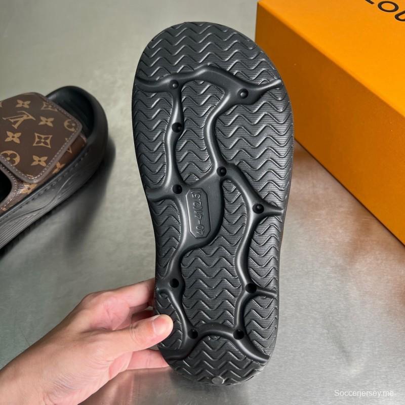 صندل ميامي ميامي ميامي بحزام فيلكرو من لويس فويتون - YC