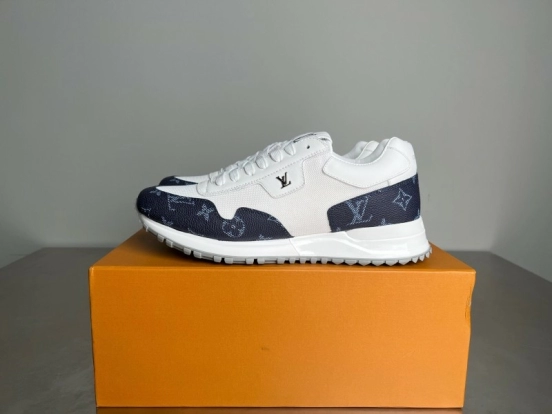 حذاء كاجوال للرجال بأربطة مستديرة من الجلد من ليف رن اواي برباط عند الأصابع - YC