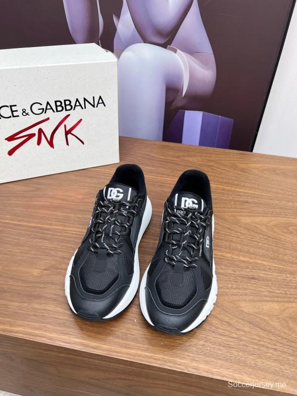 حذاء كاجوال من دولتشي آند غابانا 2025 بتصميم عادي مبالغ فيه - AS00320