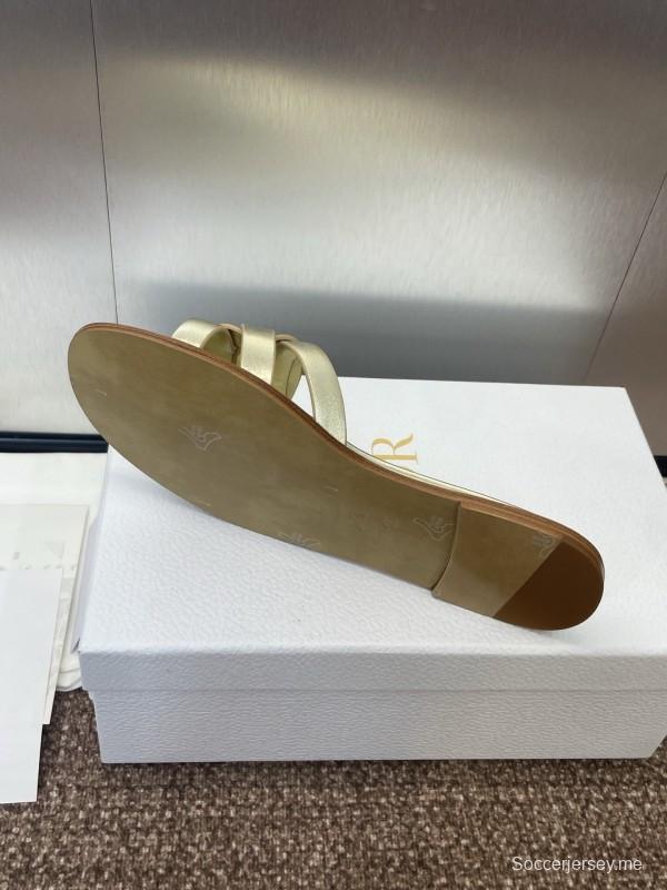 صندل ديور D-Club D-Club جيلي ملون مجوف بحزام متقاطع للنساء - KFY00280