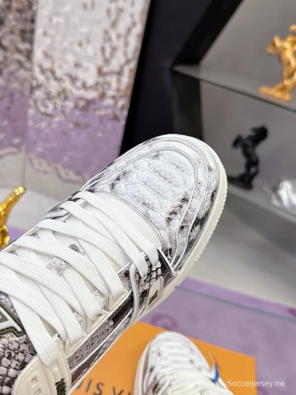 لويس فويتون LV حذاء رياضي LV Trainer Maxi سنيكرز بنقشة النعام بالرأس - AS00400