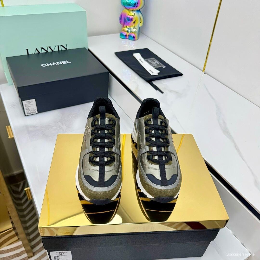 شانيل 2025 شانيل 2025 حذاء رياضي كاجوال بنعل مكتنزة - LY00310