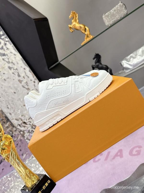 سلسلة أحذية لويس فويتون LV Trainer LV الرياضية الطويلة بنقشة النعام - AS00400