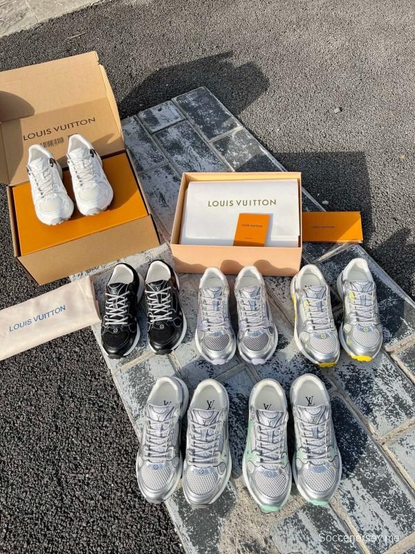 حذاء جري كاجوال من سلسلة أولمبيا من لويس فويتون بنقشة مونوغرام - AS00320