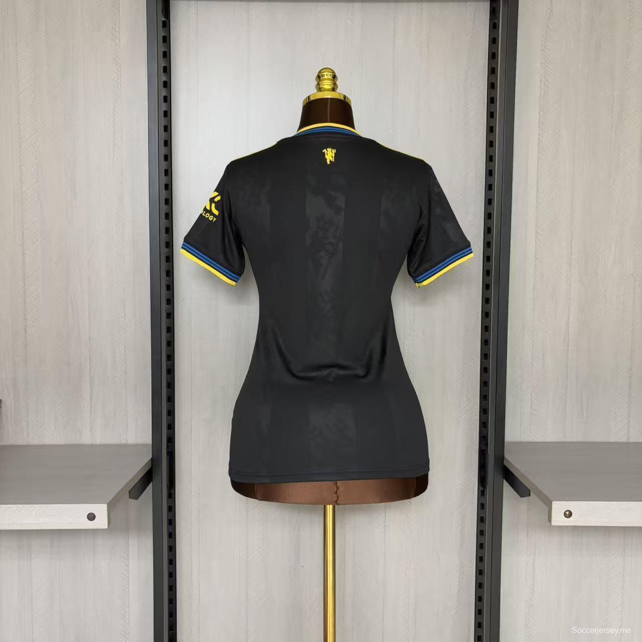 25/26 سيدات مانشستر يونايتد III قميص مانشستر يونايتد 3 للسيدات