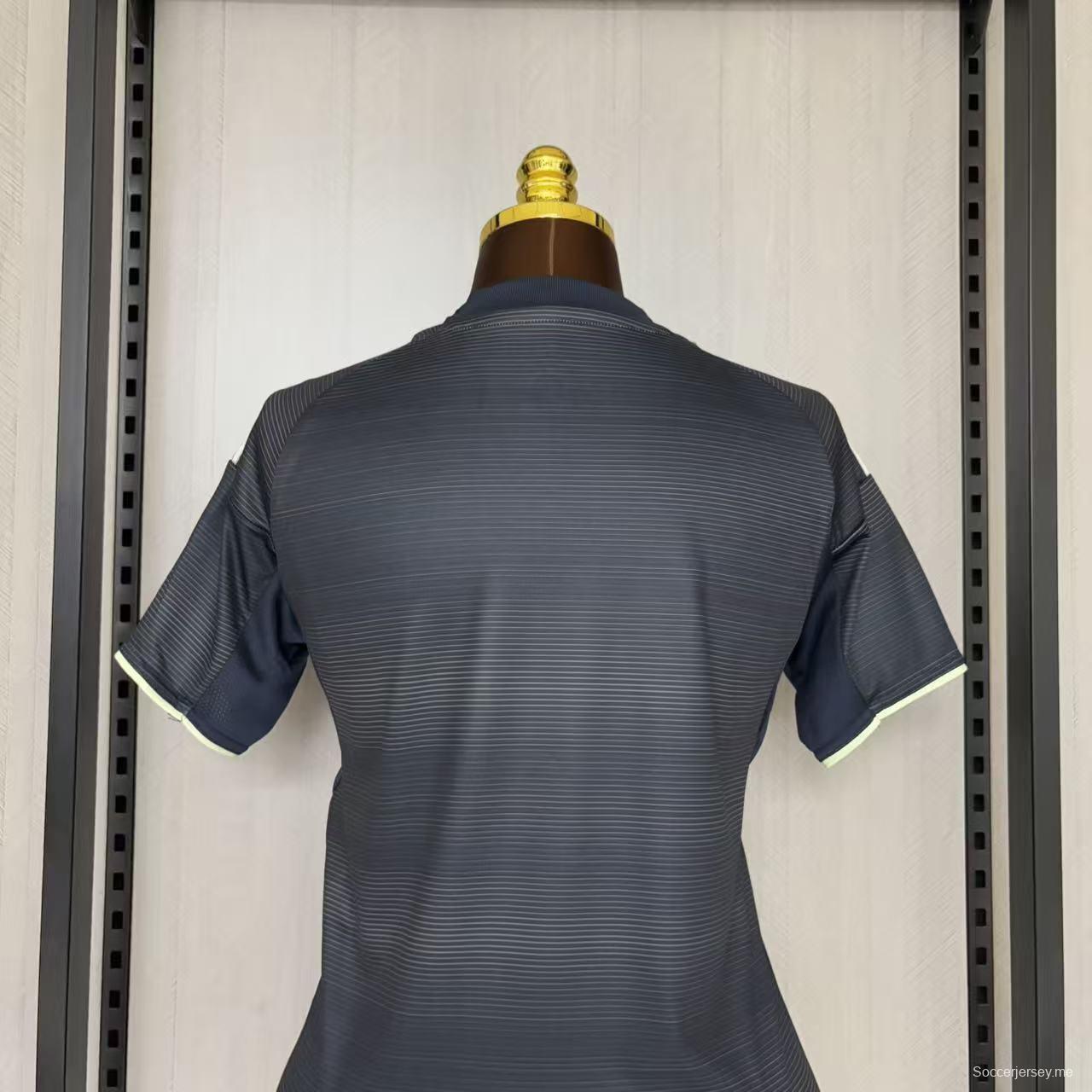 25/26 للنساء قميص ريال مدريد للسيدات خارج الديار