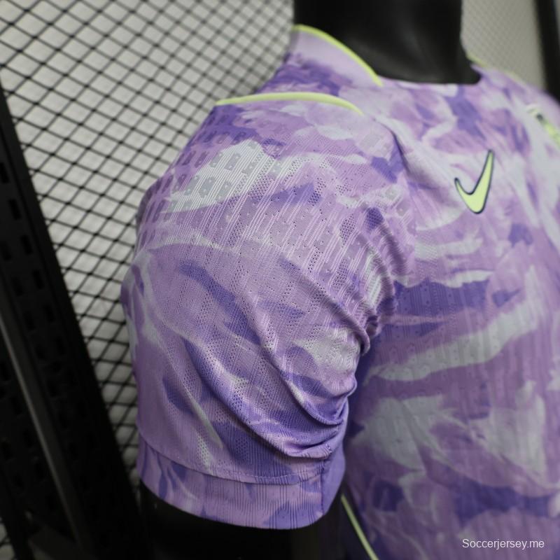 قميص اللاعب رقم 2027، قميص كوري جنوبي خارجي أرجواني بنقشة زهور