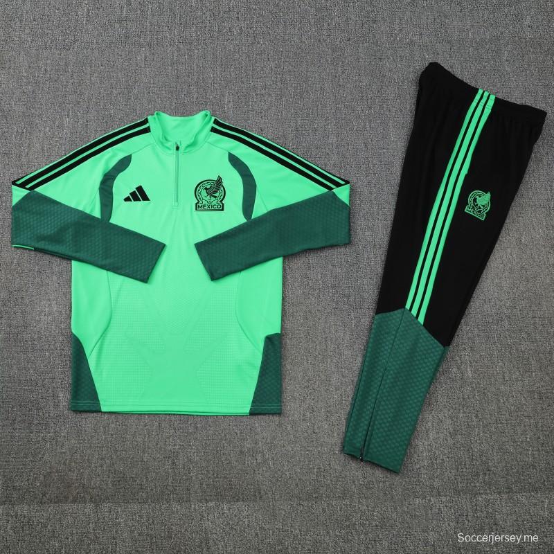 26/27  طقم رياضي مكسيكي أخضر بنصف سحاب + بنطال طويل