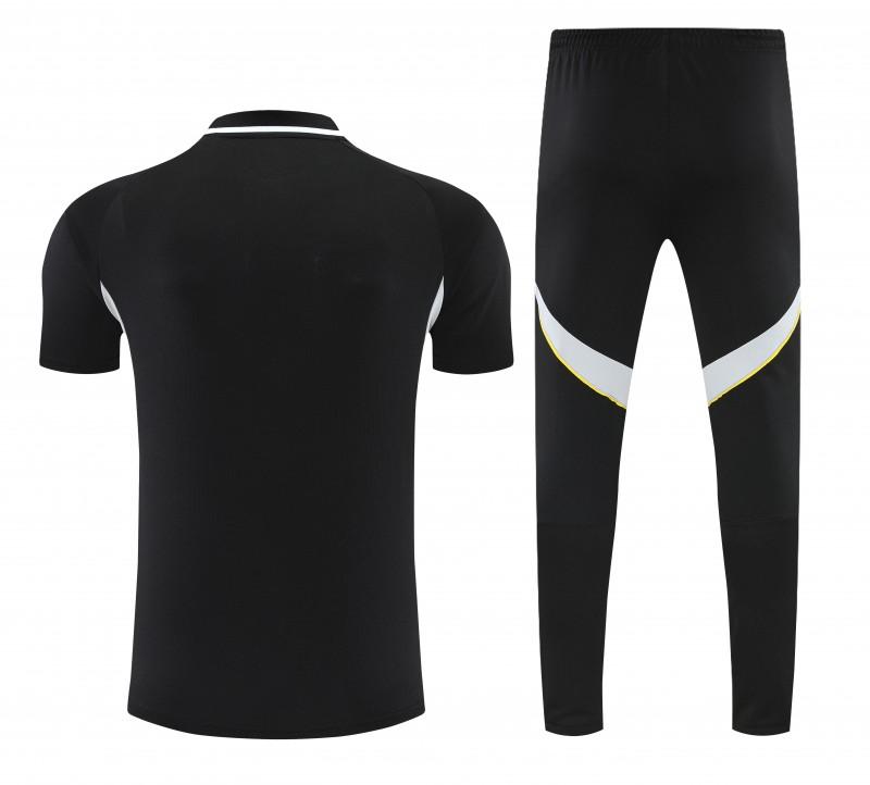 26/27 طقم رياضي من ريال مدريد يتألف من قميص بولو أسود للتدريب + بنطال طويل