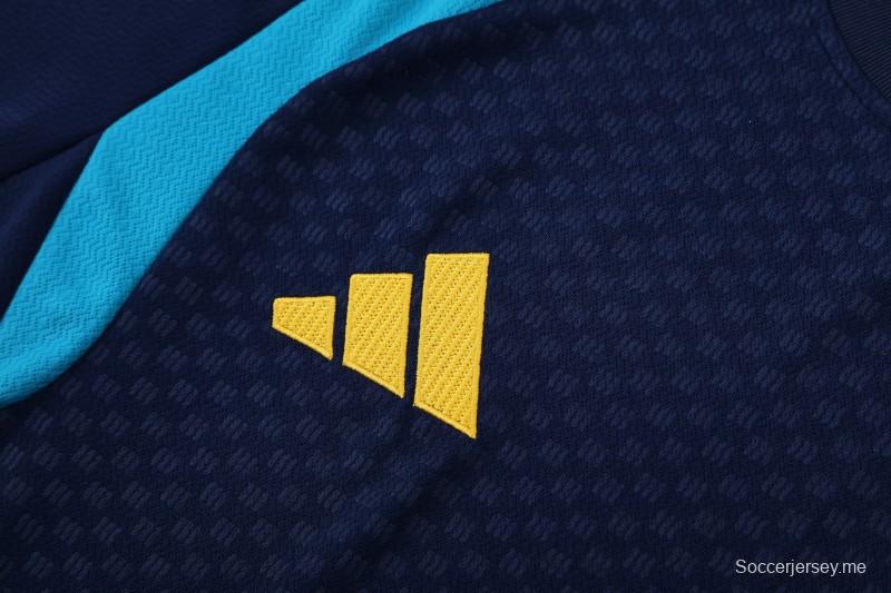 26/27 قميص أزرق داكن بأكمام قصيرة + شورت كرة قدم