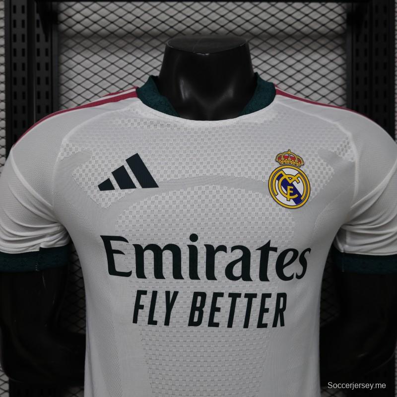 قميص ريال مدريد الأبيض للعب على أرضه للموسم 2026/2027