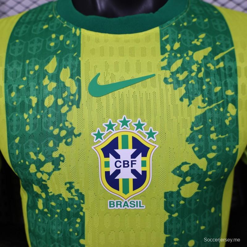 قميص اللاعب الإصدار 2026، البرازيل، الأصفر والأخضر بخطوط عمودية، إصدار خاص