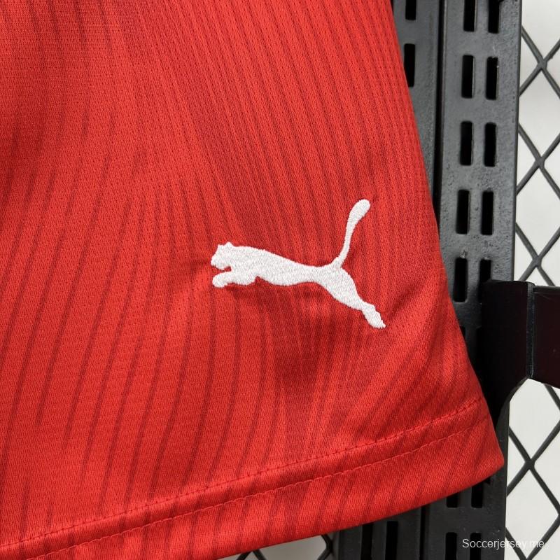 شورتات المنتخب السويسري للرجال للمباريات على أرضه في كأس العالم 2026