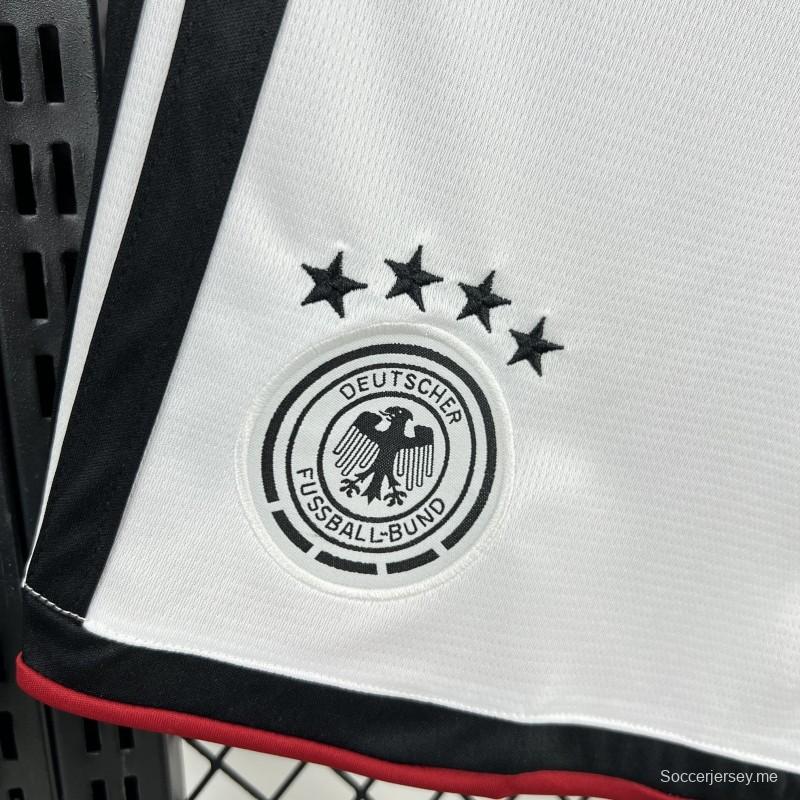شورتات المنتخب الألماني للرجال للمباريات على أرضه في كأس العالم 2026