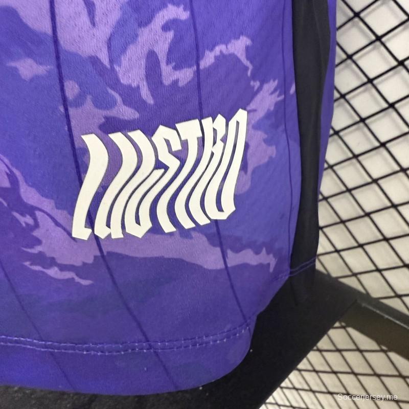 قميص لاعب نسخة 25/26 لنادي مازاتلان لكرة القدم باللون الأرجواني بنمط "ماربل واش"